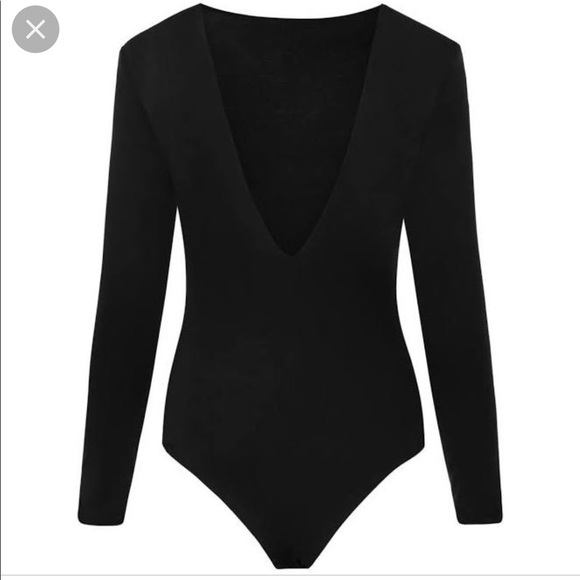 KENDALL + KYLIE Black Deep V Bodysuit - Picture 4 of 4